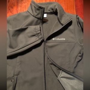 Men’s Columbia small full zip dark grey athletic jacket